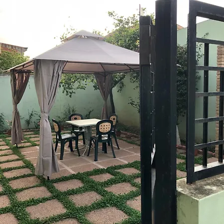 A Due Passi Dal Poetto Apartment *